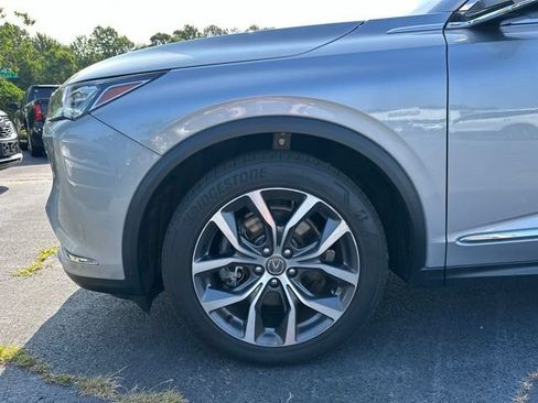 Used 2023 Acura MDX SH-AWD w/ Technology Package image 14