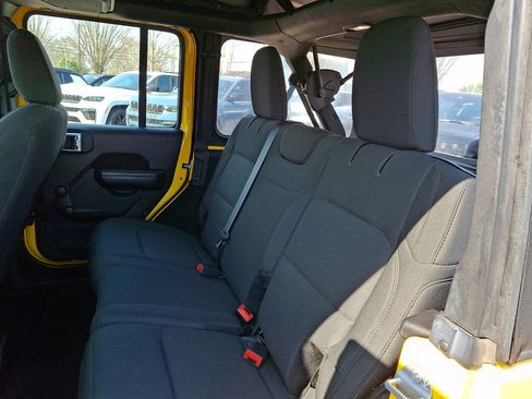 Used 2019 Jeep Wrangler Unlimited Sport image 20