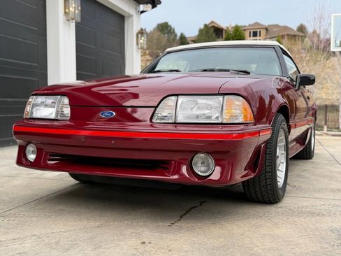 Used 1988 Ford Mustang GT image 4