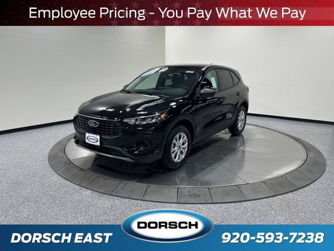 New 2026 Ford Escape Active w/ Tech Pack #1 AWD/4WD image 1