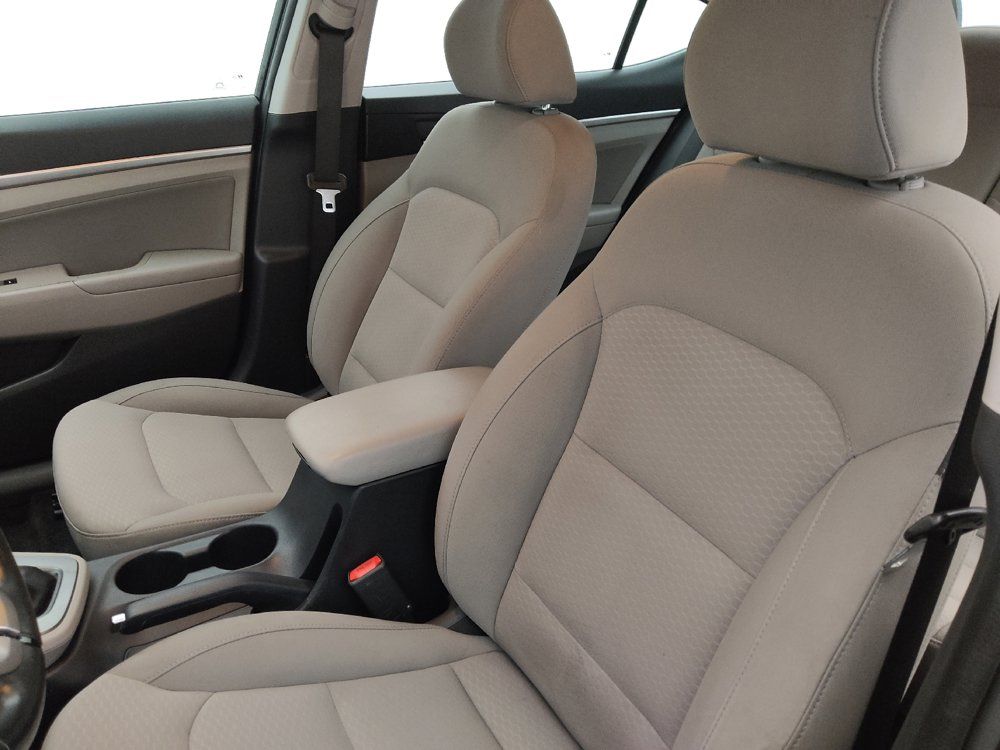 Used 2020 Hyundai Elantra Value Edition FWD image 17