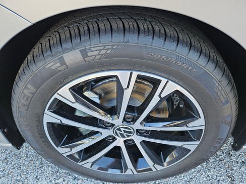 New 2025 Volkswagen Jetta Sport image 24