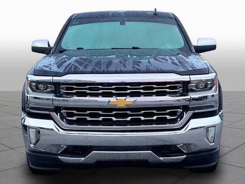Used 2017 Chevrolet Silverado 1500 LTZ AWD/4WD image 4