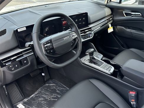 New 2026 Kia Sportage EX image 14