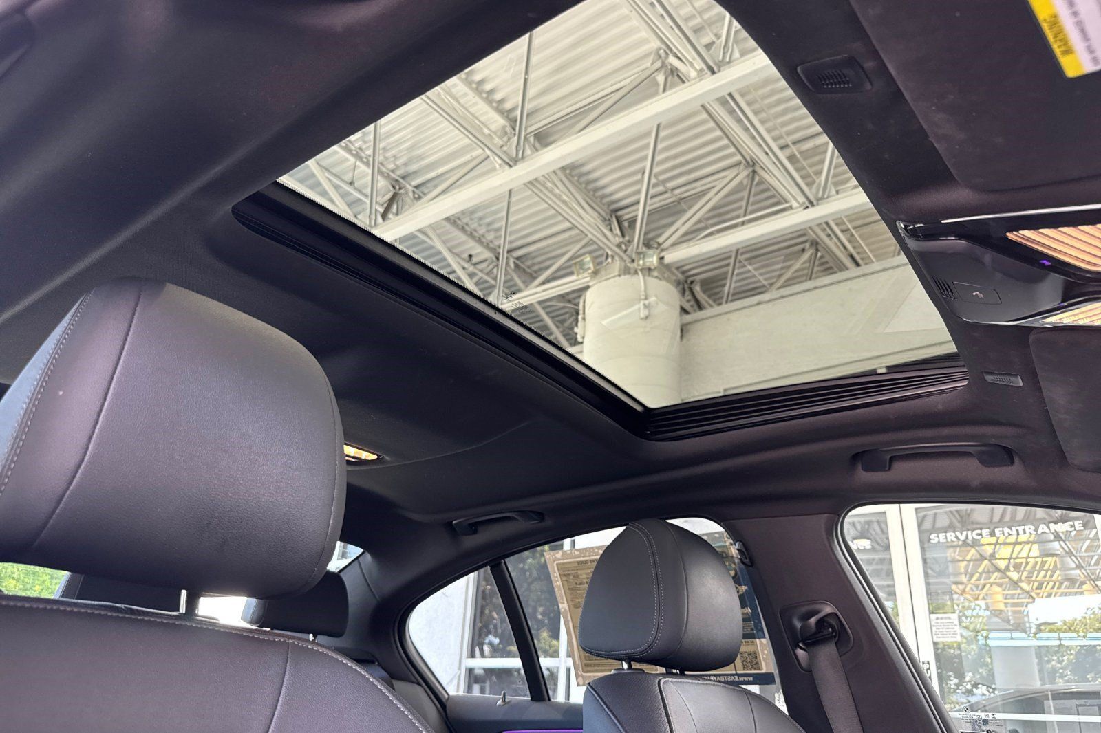 Used 2023 BMW 530e RWD image 20