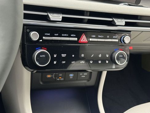 New 2026 Hyundai Tucson Limited image 21