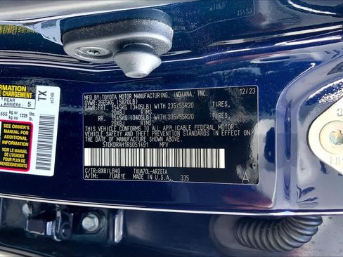 Used 2024 Toyota Highlander Limited image 36