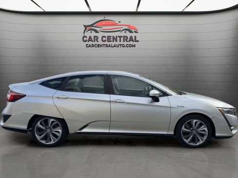 Used 2020 Honda Clarity Plug-In Hybrid image 7