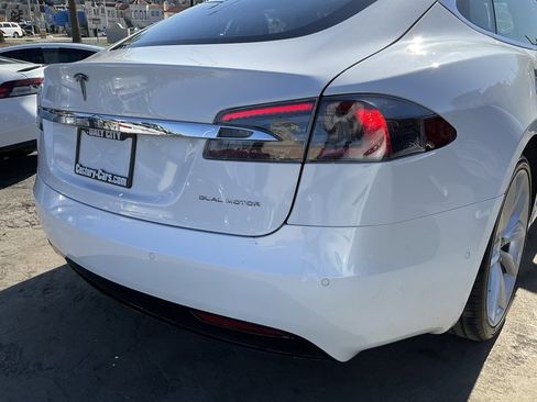 Used 2021 Tesla Model S Long Range Plus image 86