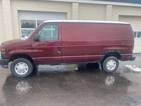 Used 2011 Ford E-350 and Econoline 350 Super Duty w/ Commercial Cargo Van Pkg image 6