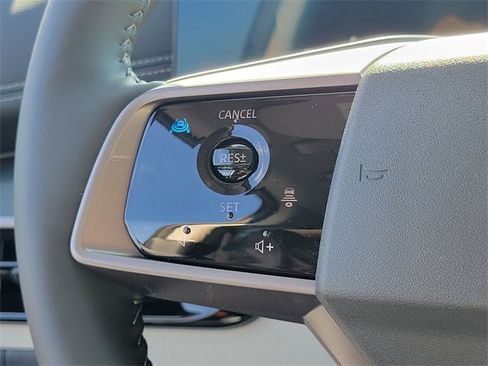 New 2025 Nissan Murano SV image 34