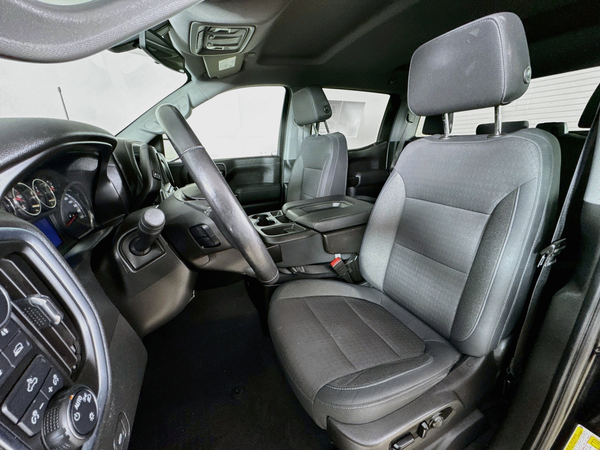 Used 2019 Chevrolet Silverado 1500 LT w/ True North Edition AWD/4WD image 2
