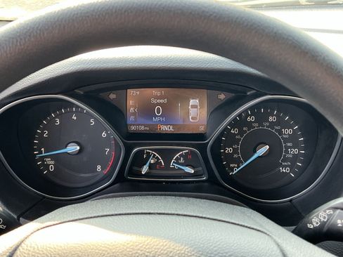 Used 2017 Ford Focus SE FWD image 17