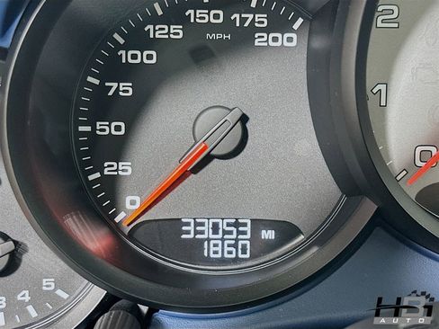 Used 2013 Porsche 911 Carrera 4S image 11