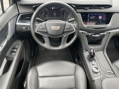 Certified 2024 Cadillac XT5 Premium Luxury w/ LPO, Floor Liner Package FWD image 11