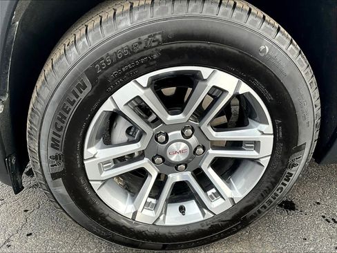 Used 2026 GMC Terrain Elevation image 7