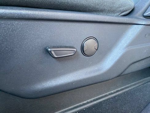 Used 2025 Ford F350 4x4 Crew Cab DRW Super Duty image 15