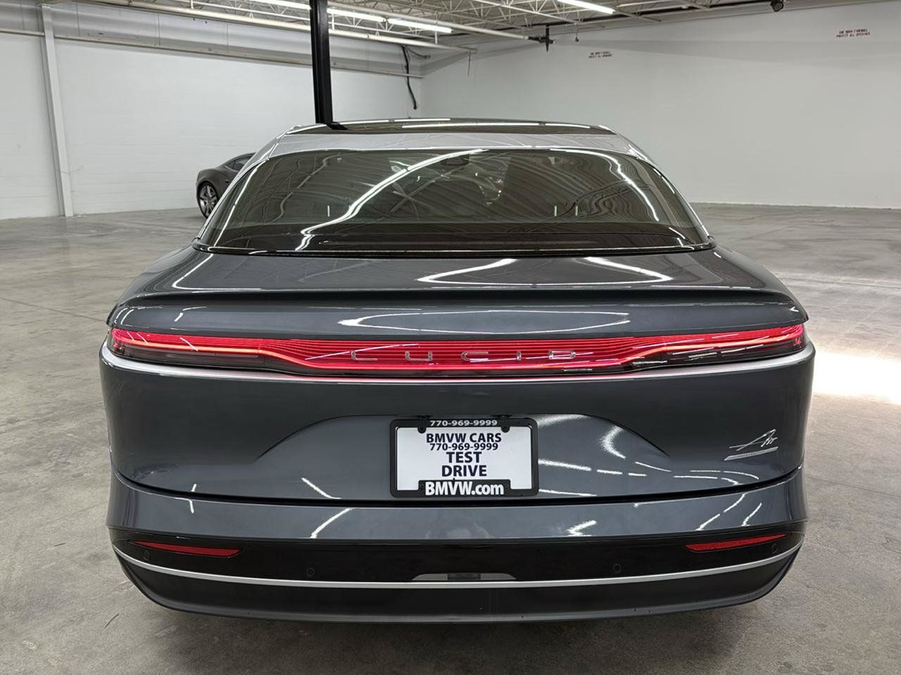 Used 2025 Lucid Air Touring AWD/4WD image 9