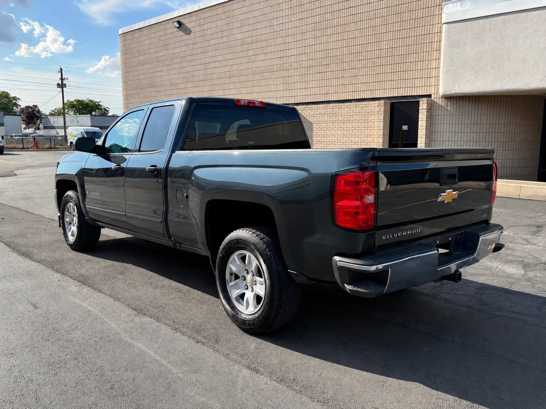 Used 2019 Chevrolet Silverado 1500 LT AWD/4WD image 3