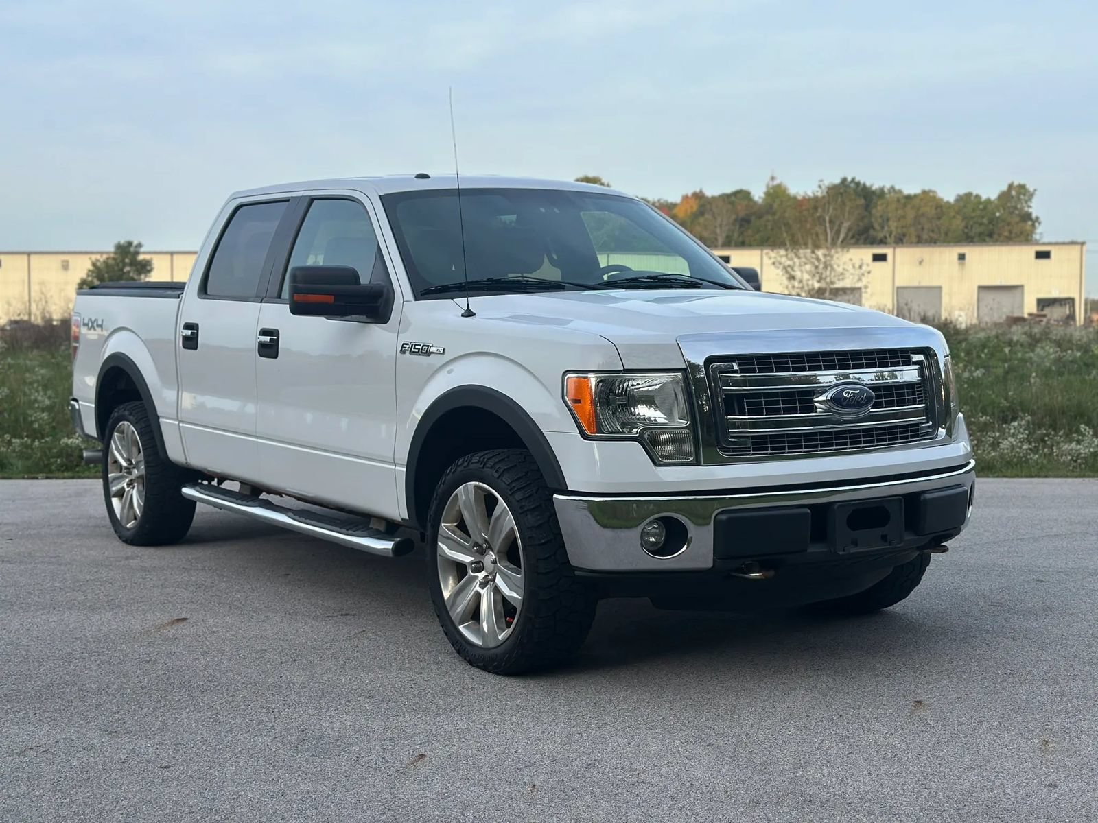 Used 2013 Ford F150 XLT w/ XLT Chrome Pkg AWD/4WD image 3