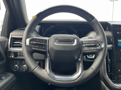 New 2026 GMC Yukon XL Denali w/ Denali Reserve Package AWD/4WD image 7