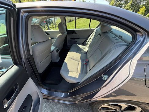 Used 2016 Honda Accord EX-L image 19
