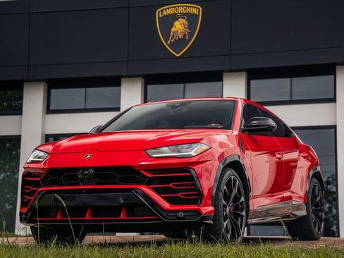 Used 2020 Lamborghini Urus AWD/4WD image 1