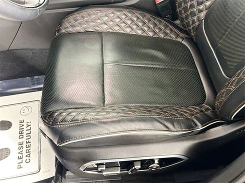 Used 2021 Jeep Grand Cherokee L Summit w/ Luxury Tech Group V image 19