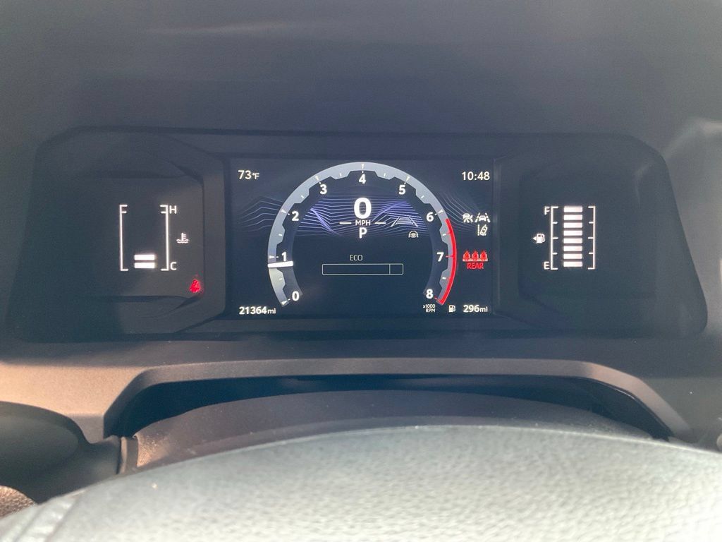 Certified 2025 Toyota Tacoma SR5 AWD/4WD image 14