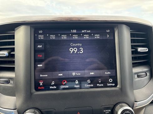 Used 2020 RAM 1500 Laramie image 24