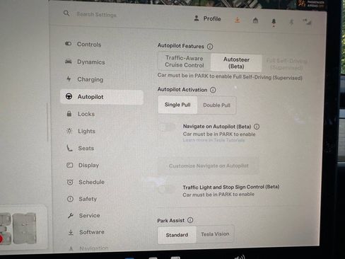 Used 2022 Tesla Model Y Performance image 42