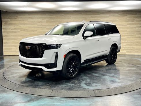 Used 2023 Cadillac Escalade Sport w/ LPO, ONYX Package AWD/4WD image 8