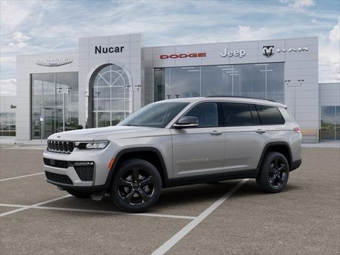New 2026 Jeep Grand Cherokee L Limited w/ Limited Altitude Package AWD/4WD image 3