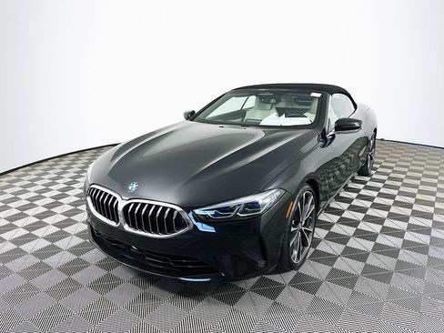 Used 2021 BMW 840i xDrive Convertible image 4
