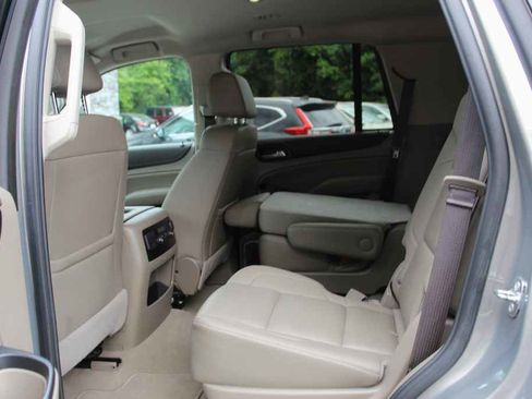 Used 2019 GMC Yukon SLT RWD image 25