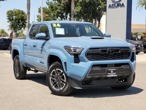 Used 2026 Toyota Tacoma TRD Sport AWD/4WD image 2