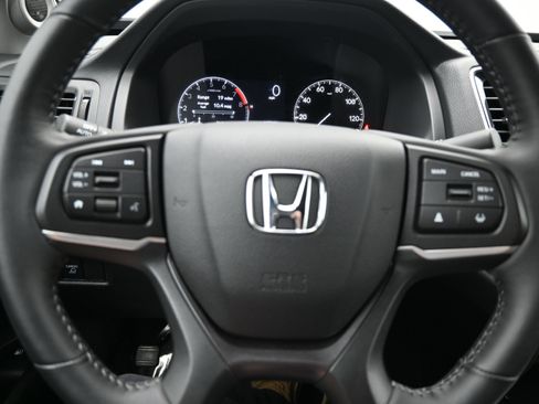 Used 2025 Honda Ridgeline RTL image 16