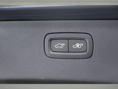 Certified 2023 Volvo XC90 B6 Plus w/ Protection Package Premier image 26