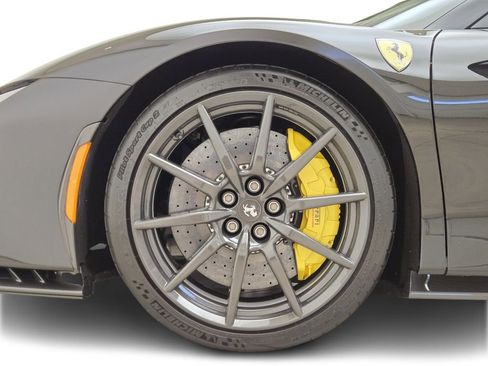 Used 2022 Ferrari SF90 Stradale AWD/4WD image 13