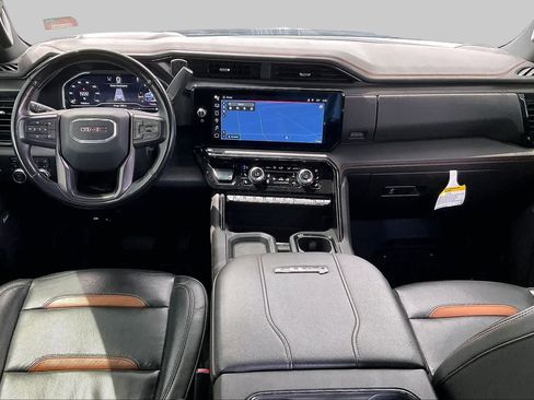 Used 2024 GMC Sierra 2500 AT4 w/ AT4 Premium Plus Package AWD/4WD image 16