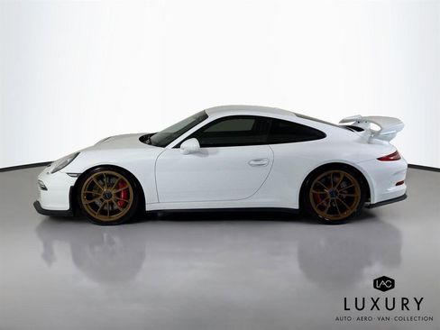 Used 2015 Porsche 911 GT3 image 9