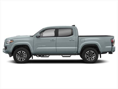 Certified 2023 Toyota Tacoma TRD Sport w/ Technology Package AWD/4WD image 2