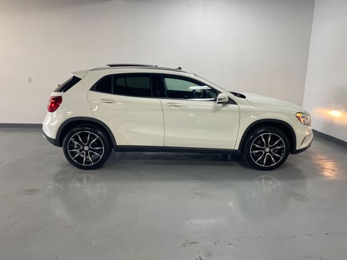 Used 2017 Mercedes-Benz GLA 250 image 4