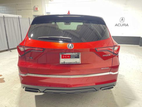 Used 2023 Acura MDX SH-AWD image 5