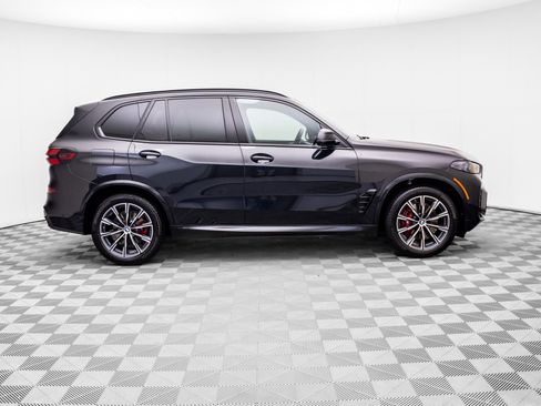 Certified 2024 BMW X5 xDrive40i w/ Executive Package AWD/4WD image 6