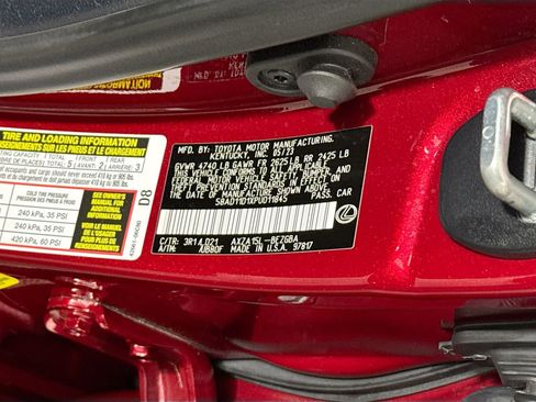 Used 2023 Lexus ES 250 w/ Premium Package image 13