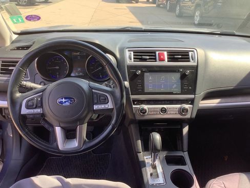 Used 2016 Subaru Outback 2.5i Limited AWD/4WD image 20