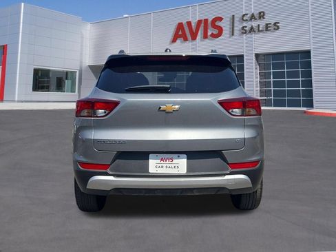 Used 2025 Chevrolet TrailBlazer LT FWD image 7