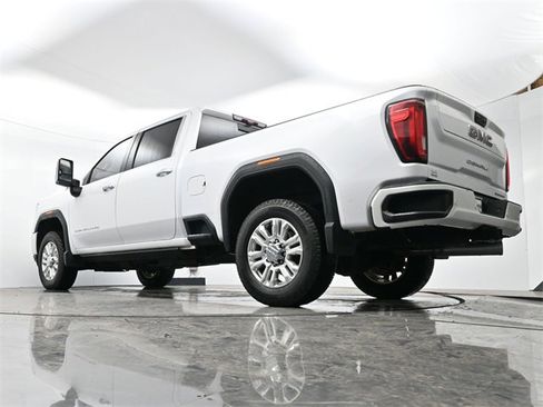 Used 2022 GMC Sierra 2500 Denali w/ Denali Ultimate Package image 28