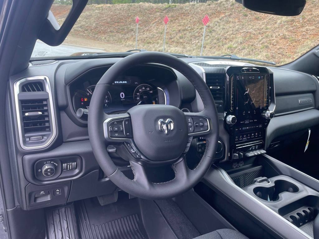 New 2026 RAM 1500 Big Horn AWD/4WD image 10
